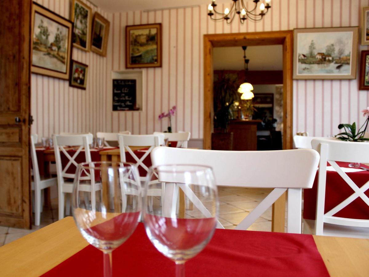 Hotel Les Aubépines Illiers-Combray Extérieur photo
