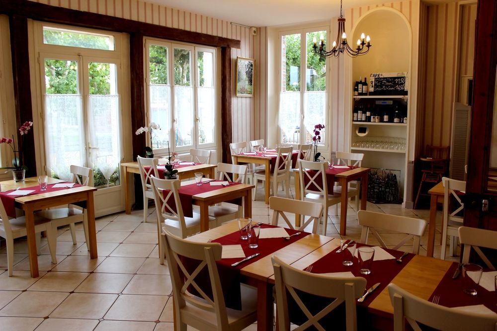 Hotel Les Aubépines Illiers-Combray Extérieur photo